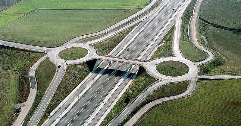 Abertis coloca con éxito una emisión de bonos híbridos por 500 millones de euros