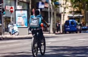 ep archivo   deliveroo y los riders firman un acuerdo para incrementar la seguridad