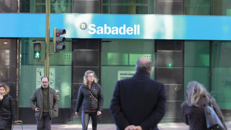 Archivo - Sucursal del banco Sabadell | EUROPA PRESS - Archivo ep archivo sucursal del banco sabadell