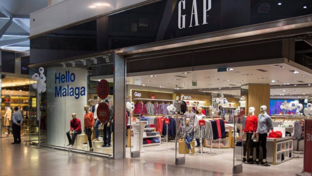 ep archivo   tienda gap en aeropuerto de malaga