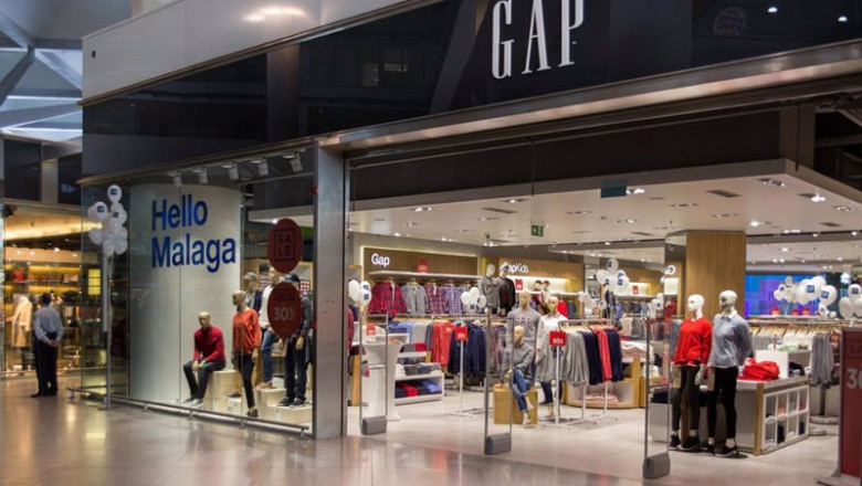 ep archivo tienda gap en aeropuerto de malaga ep archivo tienda gap en aeropuerto de malaga