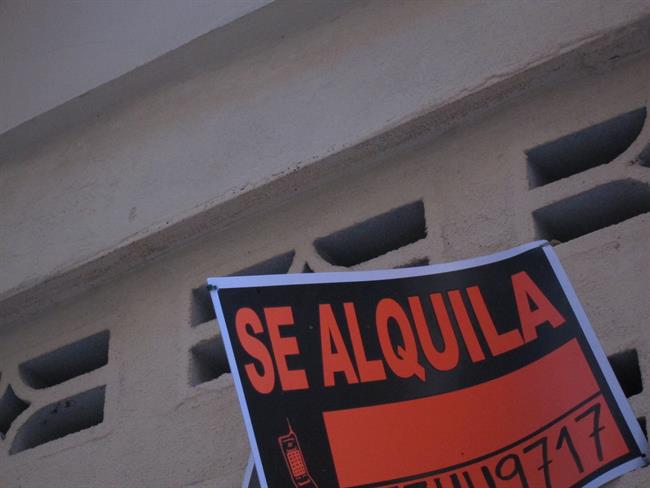 Cartel Se Alquila, alquiler | EUROPA PRESS ep cartelalquila alquiler