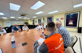 ep el coordinador de izquierda unida de asturias ovidio zapico reunido con representantes de ccoo en
