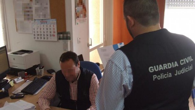 ep guardia civil detienedos personasuna quincenaestafas