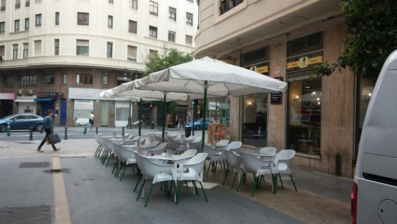 Imagen de una terraza en València. | AYUNTAMIENTO VALENCIA - Archivo ep imagen de una terraza en valncia