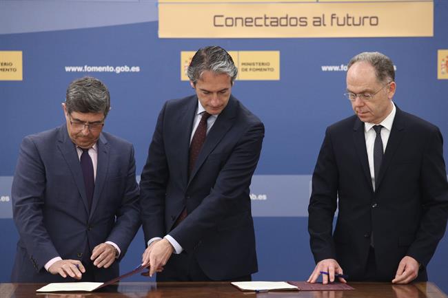 Iñigo de la Serna preside la firma del protocolo entre Adif y Railway Innovation | EUROPA PRESS ep inigola serna presidefirmaprotocoloadifrailway innovation