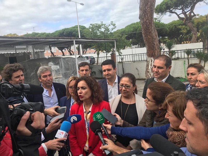 ep la ministra de hacienda en funciones maria jesus montero ante los medios