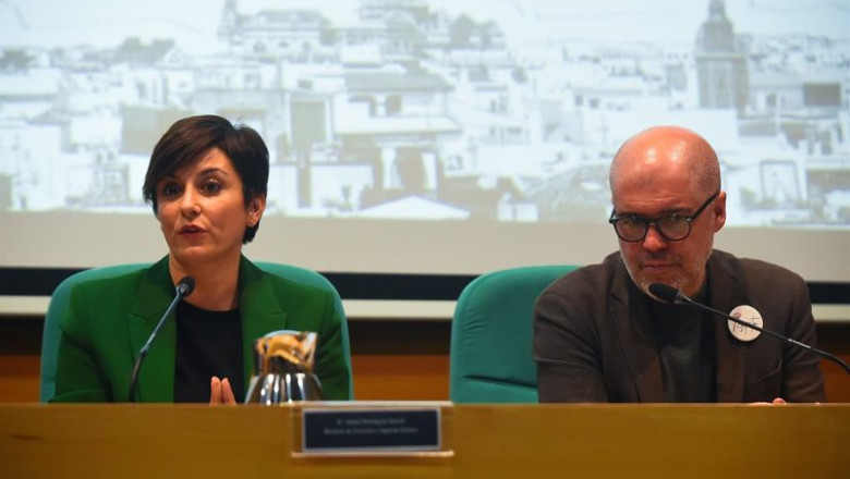 ep la ministra de vivienda y agenda urbana isabel rodriguez junto al secretario general de ccoo unai ep la ministra de vivienda y agenda urbana isabel rodriguez junto al secretario general de ccoo unai