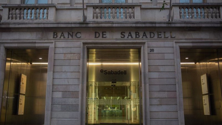 ep sede historica del banc sabadell en sabadell barcelona catalunya espana a 17 de noviembre de 2020 ep sede historica del banc sabadell en sabadell barcelona catalunya espana a 17 de noviembre de 2020