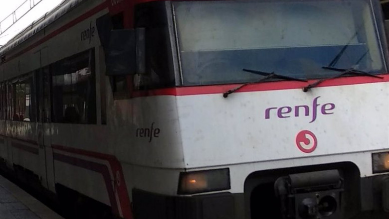 ep tren de renfe cercanias en madrid ep tren de renfe cercanias en madrid