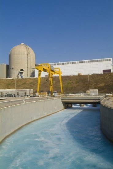 ep vista de la central nuclear de vandells ii