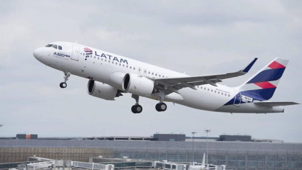 ep a320 de latam airlines