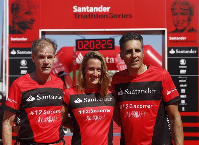 Abel Antón, Mireia Belmonte y Miguel Induráin | EUROPA PRESS/BANCO SANTANDER ep abel anton mireia belmontemiguel indurain