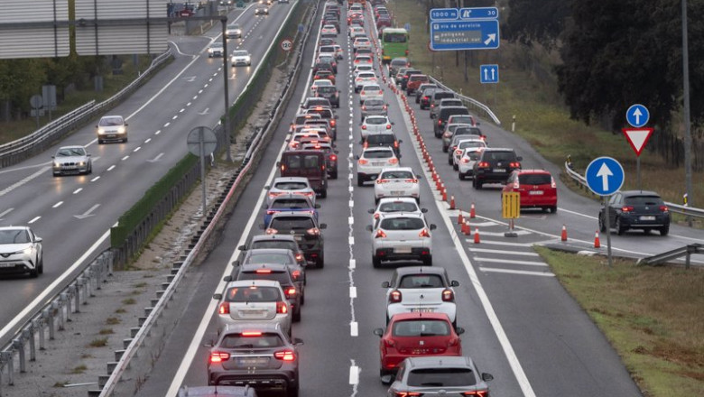 Archivo - Tráfico en la carretera A-1, a 29 de octubre de 2021, en Madrid (España). | Alberto Ortega - Europa Press - Archivo ep archivo trafico en la carretera a 1 a 29 de octubre de 2021 en madrid espana