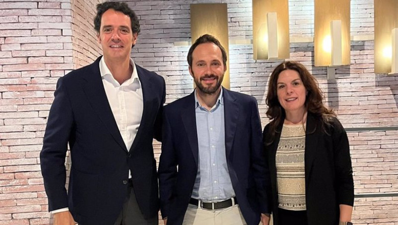 ep cristobal esteban ceo de cambrian intelligence daniel pascual socio de nazca capital y ibone ep cristobal esteban ceo de cambrian intelligence daniel pascual socio de nazca capital y ibone