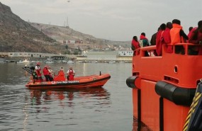 ep cruz roja atiendellegadaocupantespateras