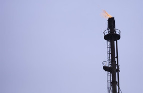 ep el brent y el wti repuntan este lunes ante el inicio del tope al crudo ruso y la decision de la