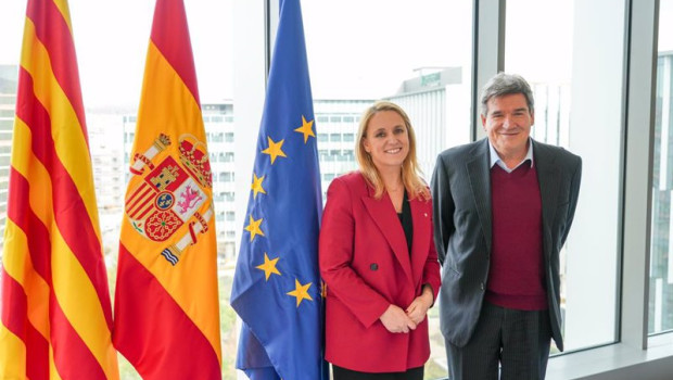 ep el ministro de transicion digital y funcion publica jose luis escriva y la consellera de economia