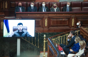 ep el presidente de ucrania volodimir zelenski interviene telematicamente en el hemiciclo del