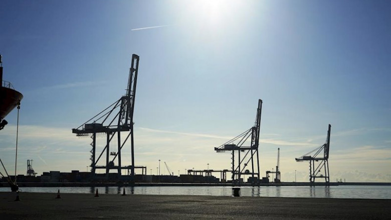 ep gruas en el puerto de tarragona