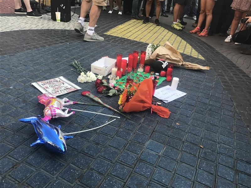 ep homenaje a victimas del atentado de barcelona