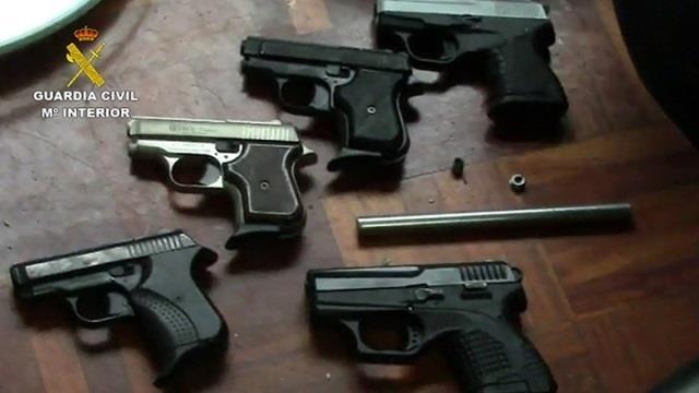 Imagen de algunas de las armas intervenidas | GUARDIA CIVIL ep imagenalgunaslas armas intervenidas