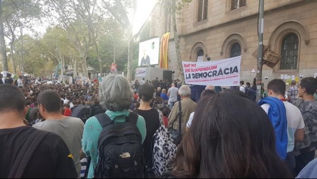 ep julian assangeun actouniversitats perrepublica