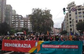 ep manifestacionapoyoreferendum catalanbilbao