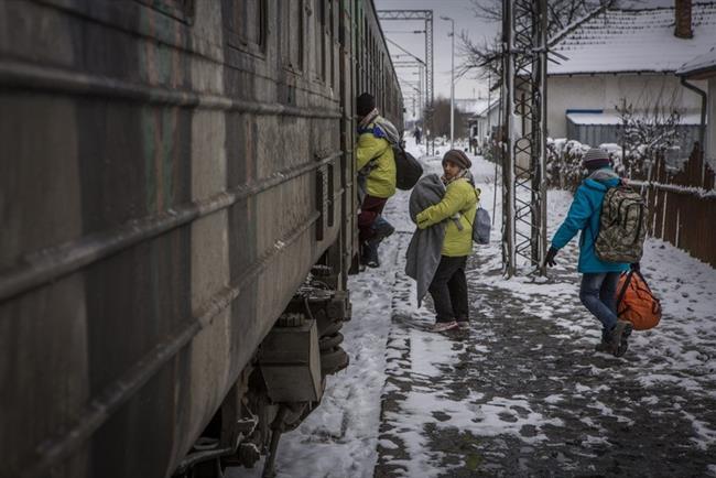 ep refugiados siriossus hijospresevo serbia