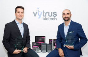 ep scar exposito consejero delegado cso y cofundador de vytrus biotech y albert jane consejero