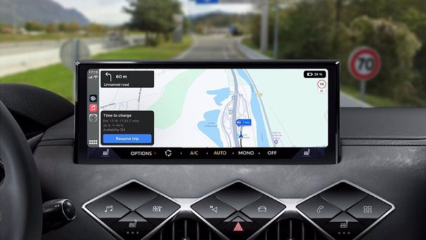 ep stellantis lanza e routes una aplicacion movil que funciona como copiloto para los coches