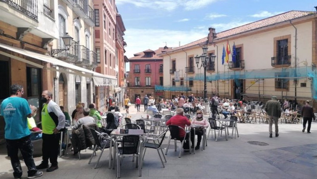 ep terrazas hosteleras en el casco antiguo de oviedo