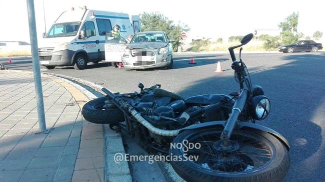 Accidente de moto en Sevilla | EUROPA PRESS/ EMERGENCIAS SEVILLA ep accidentemotosevilla