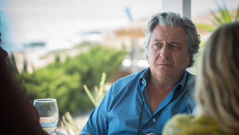 El actor Christian Clavier, en 'Un verano en Ibiza' | A CONTRACORRIENTE FILMS ep actor christian clavier en un veranoibiza