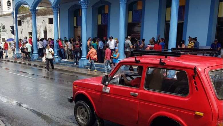 Archivo - COLAS EN CUBA | TWITTER - Archivo ep archivo colas en cuba