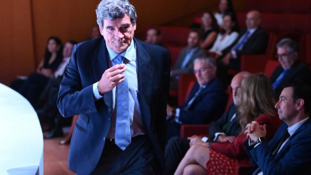 ep archivo   el gobernador del banco de espana jose luis escriva llega al 10 ciclo finanza en el