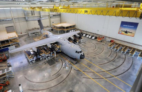ep avion a400m en la planta de airbus de sevilla