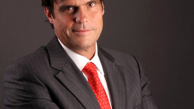 ep brian smith presidente y director de operaciones de the coca-cola company