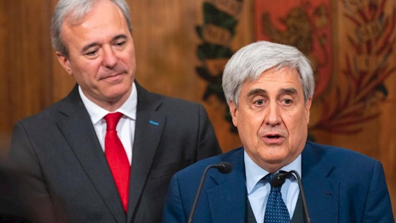 ep el alcalde de zaragoza jorge azcon y el director del centro de encefalopatias y enfermedades