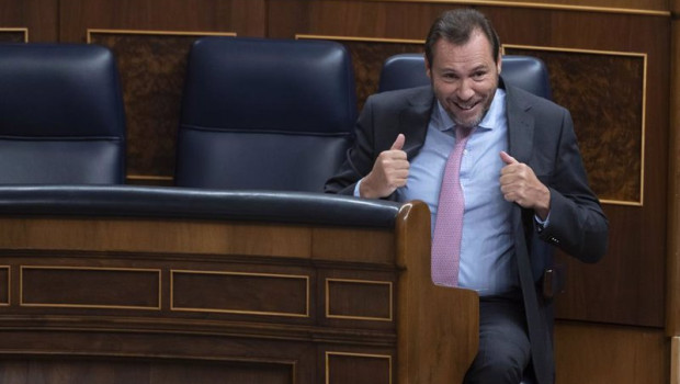 ep el ministro de transportes y movilidad sostenible oscar puente durante una sesion de control al ep el ministro de transportes y movilidad sostenible oscar puente durante una sesion de control al