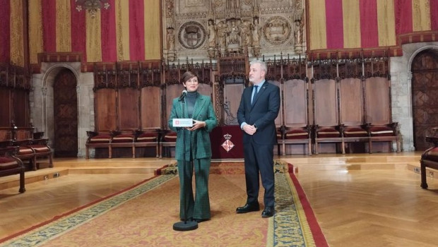 ep la ministra de vivienda y agenda urbana isabel rodriguez se reune con el alcalde de barcelona