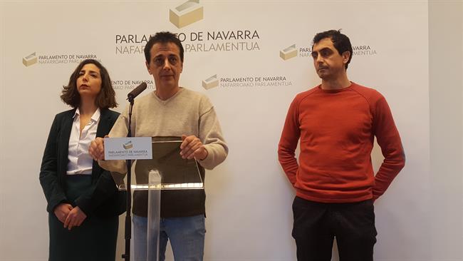 Laura Pérez, Carlos Couso y Rubén Velasco, parlamentarios de Podemos. | EUROPA PRESS ep laura perez carlos cousoruben velasco parlamentariospodemos