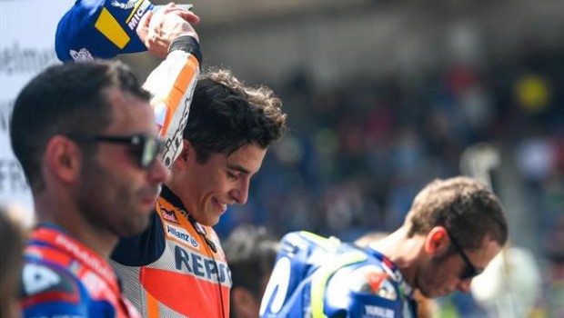 ep marc marquez danilo petrucci valentino rossi podio franciamans