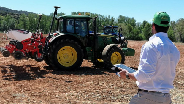 ep tractor en el campo 20220510095704