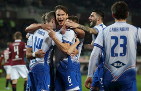 ep varios jugadores de la sampdoria celebran un gol
