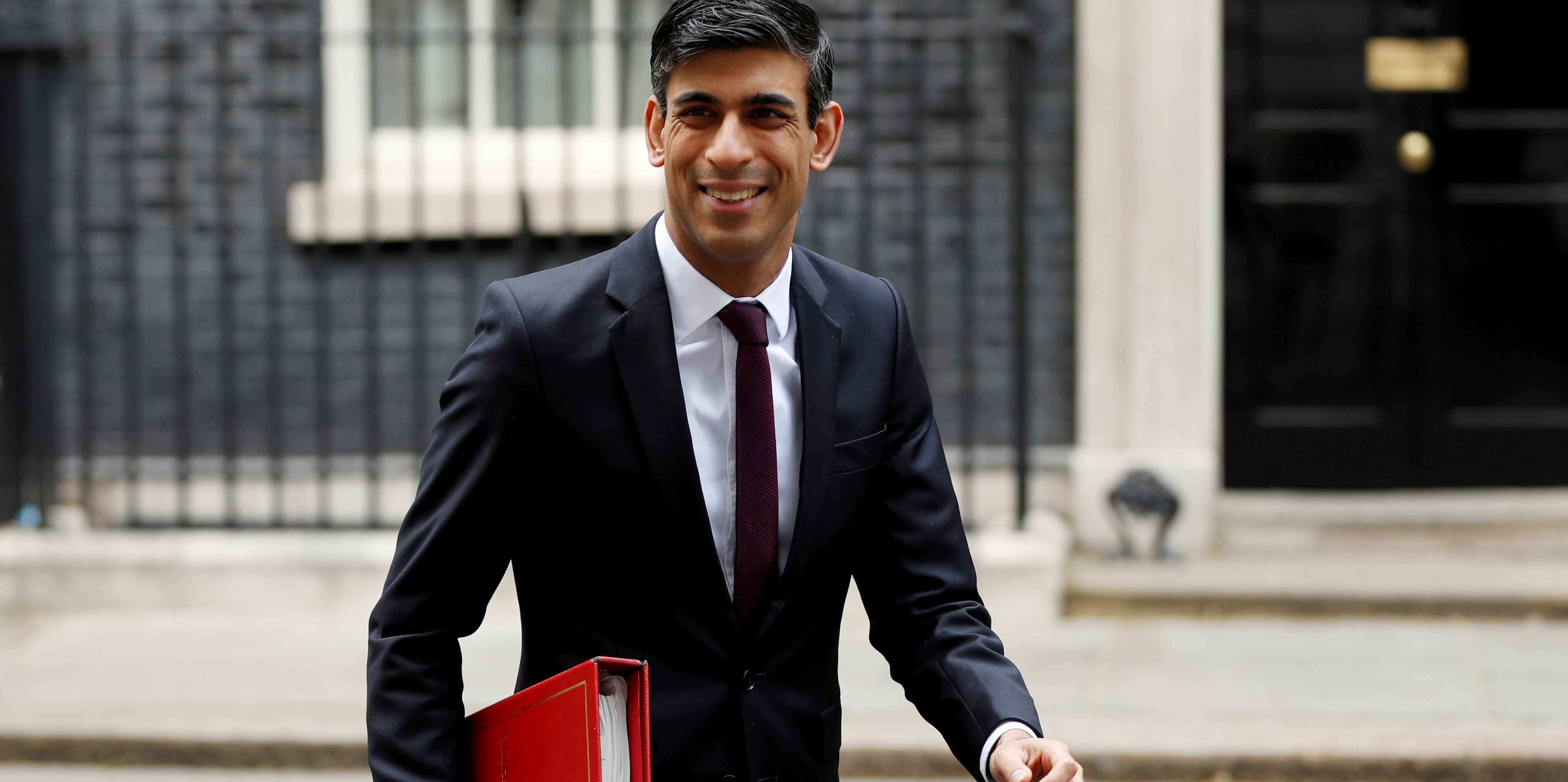 Rishi Sunak y Penny Mordaunt lideran la carrera para suceder a Boris Johnson