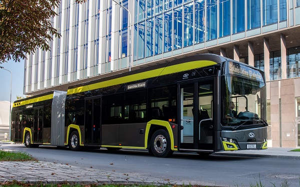 solaris urbino 18 electrico