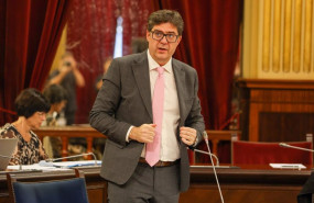 ep archivo   el conseller de turismo del govern jaume bauza interviene durante un pleno en el