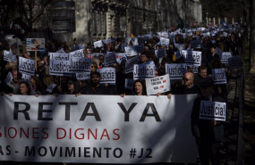 ep archivo   imagen de archivo decenas de personas protestan durante una manifestacion de abogados y