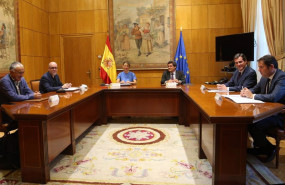 ep archivo   los ministros de trabajo y seguridad social yolanda diaz y jose luis escriva se reunen